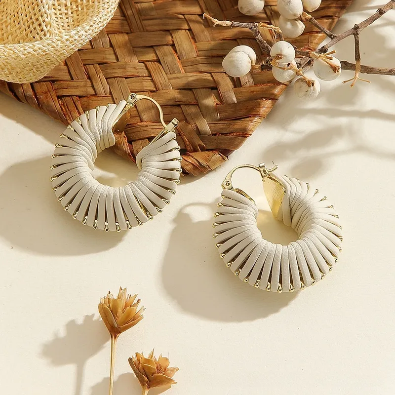 Elegant Versatile Leather Woven Earring