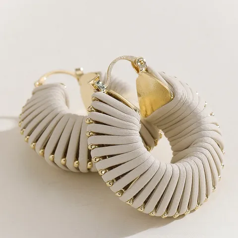 Elegant Versatile Leather Woven Earring