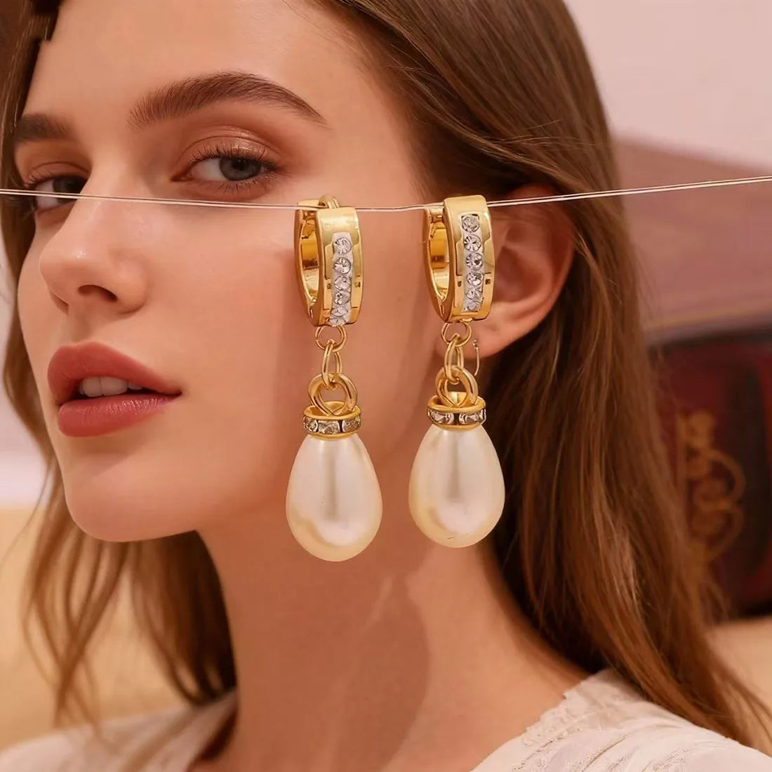 Rhinestone Water Drop Earring